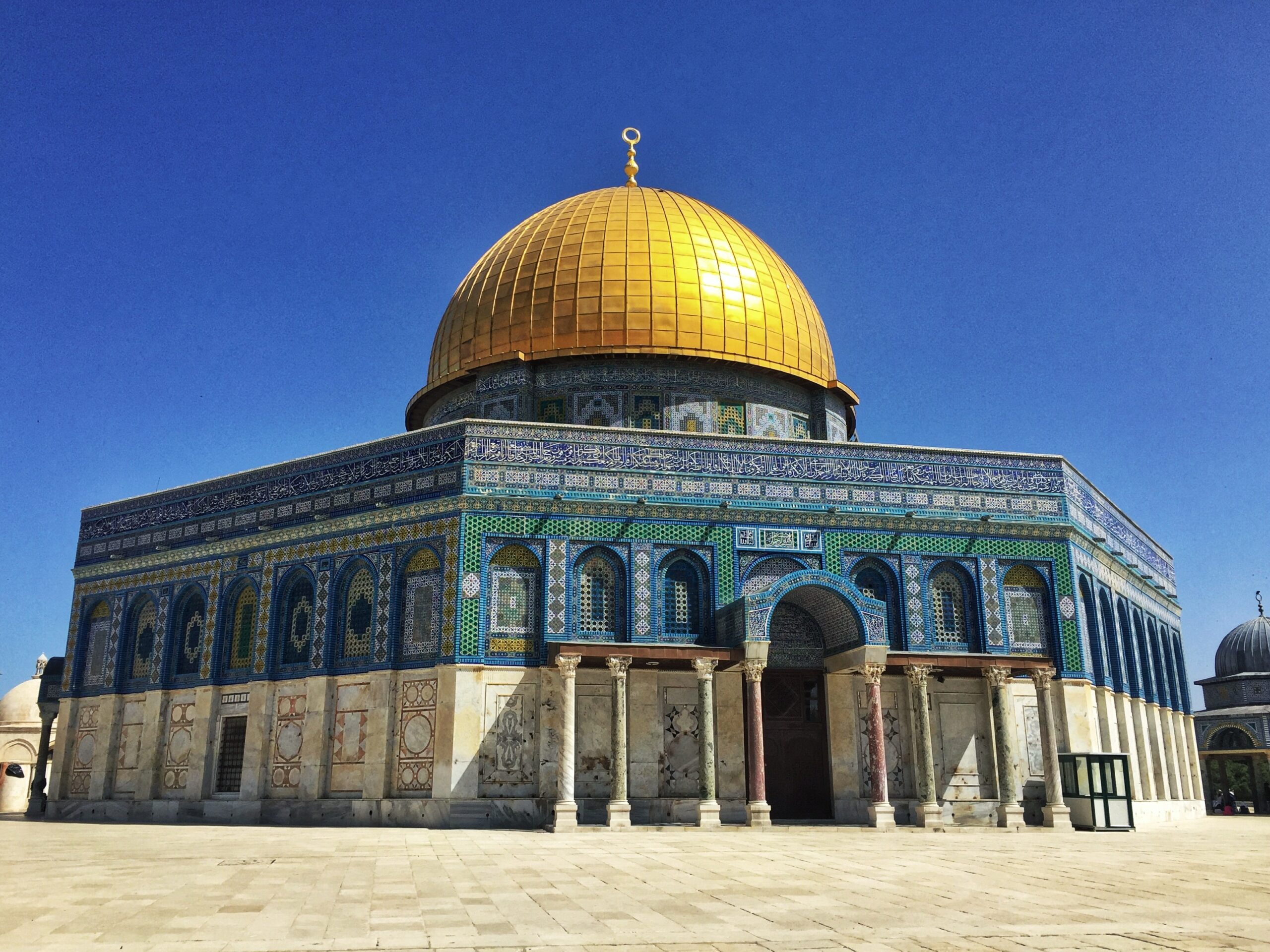 Should we be fighting over control of holy sites?
