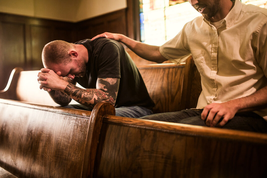 10 practical ways to encourage a discouraged church