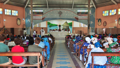 Church historian highlights challenges and opportunities for evangelicalism in a changing world